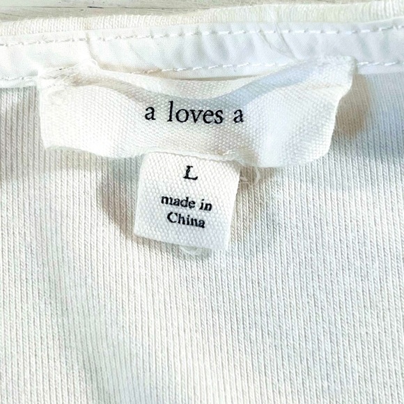 a loves a Puff-Sleeve Paneled Rib-Knit T-Shirt by White, Size Large - Picture 7 of 9